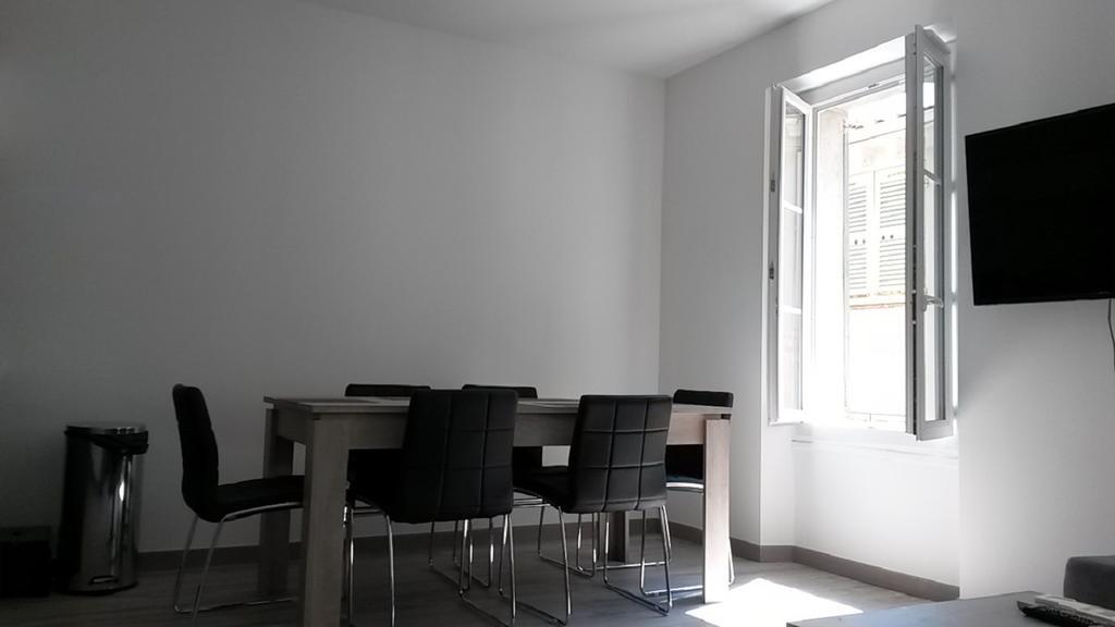 Safranier Townhouse Lejlighed Antibes Værelse billede
